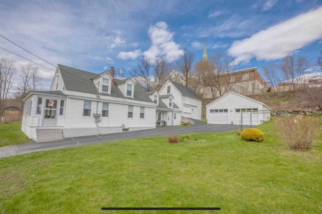 Cute 6-Bedroom Getaway In The Heart Of Littleton Eksteriør billede