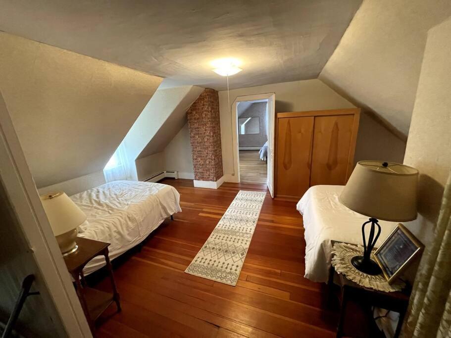 Cute 6-Bedroom Getaway In The Heart Of Littleton Eksteriør billede